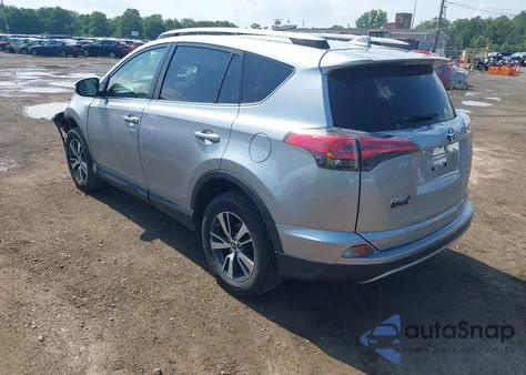 2018 Toyota Rav4 Xle z USA, uszkodzony, nr VIN JTMRFREV2JJ208911